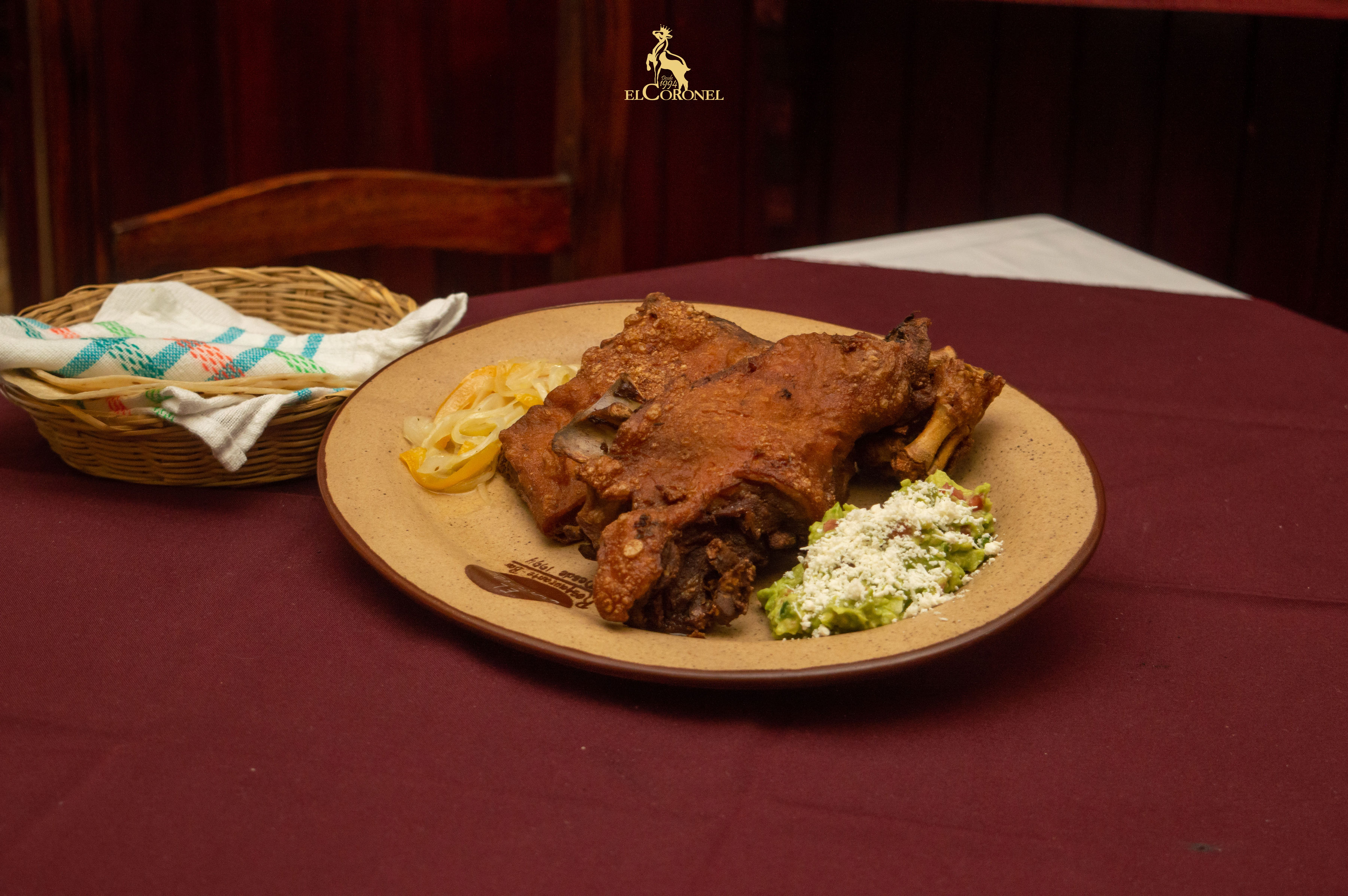 1 Pieza de Lechón al Horno – Restaurante El Coronel, Ocoyoacac